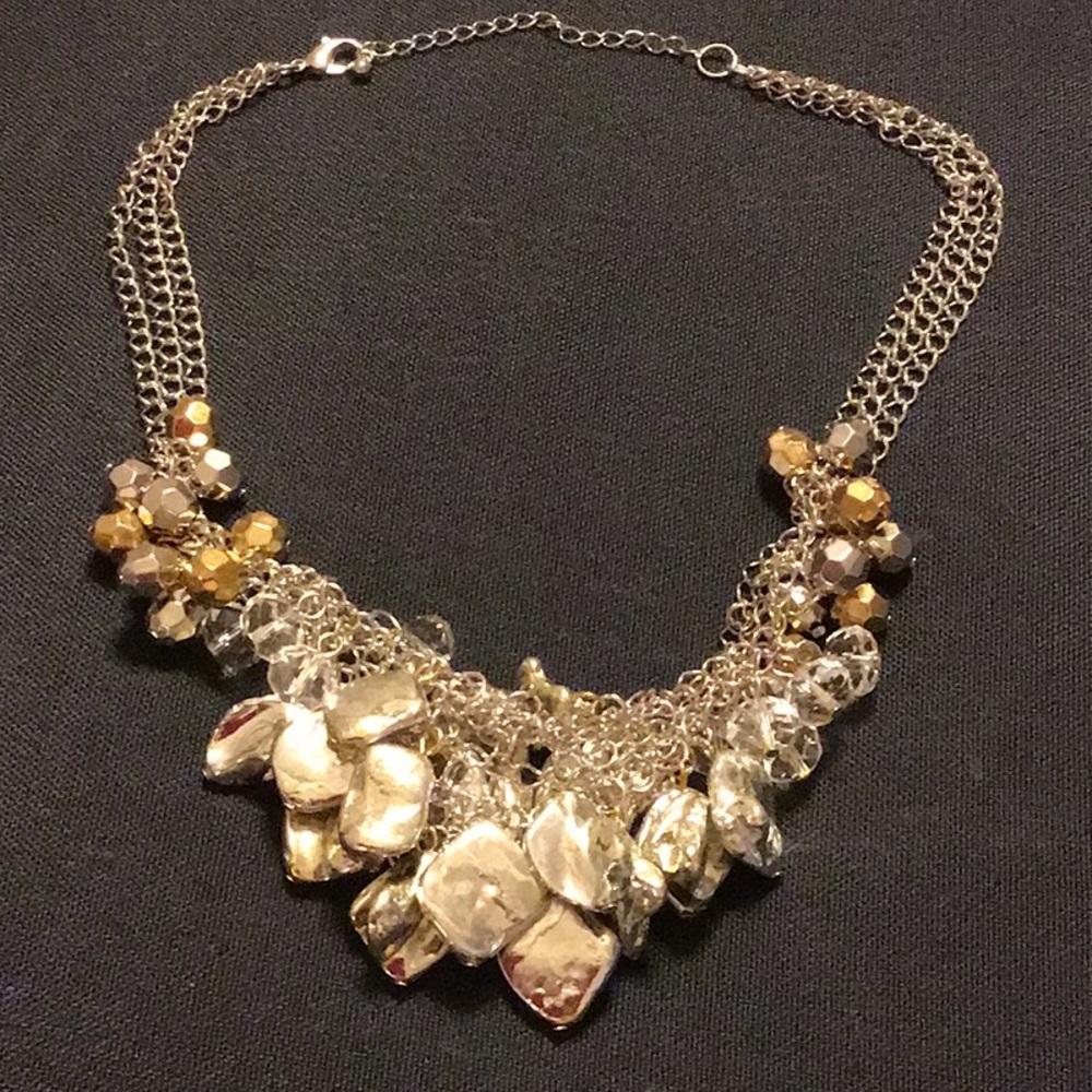 EUC, Necklace 18” inches silver and gold nuggets